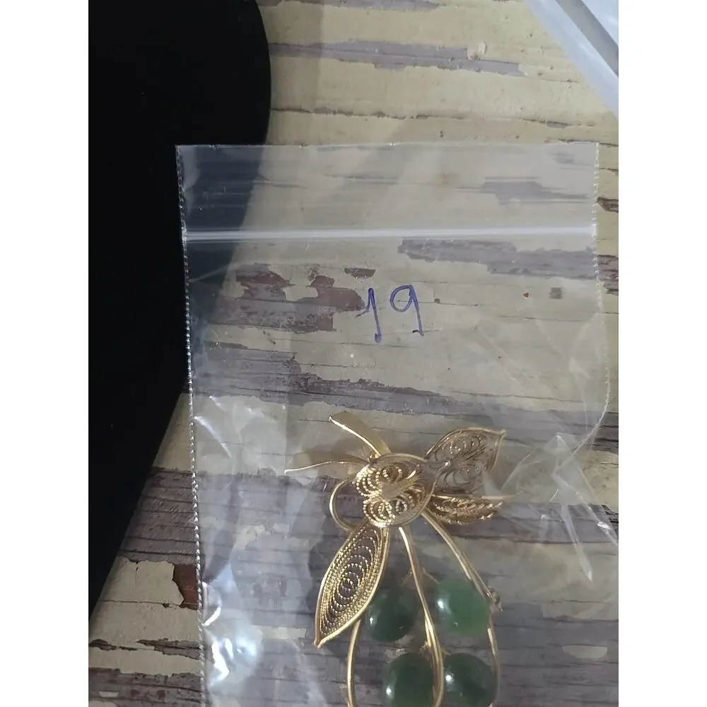 Vintage Mid-Century Gold & Silver Tone Textured Leaf Brooch Pin Botanical‎ Boho